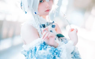 COSPLAY | 逢人不说人间事便是人间无事人