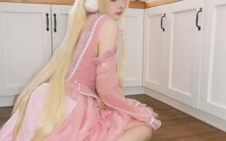 白莉爱吃巧克力 – 人形电脑天使心 – 小叽